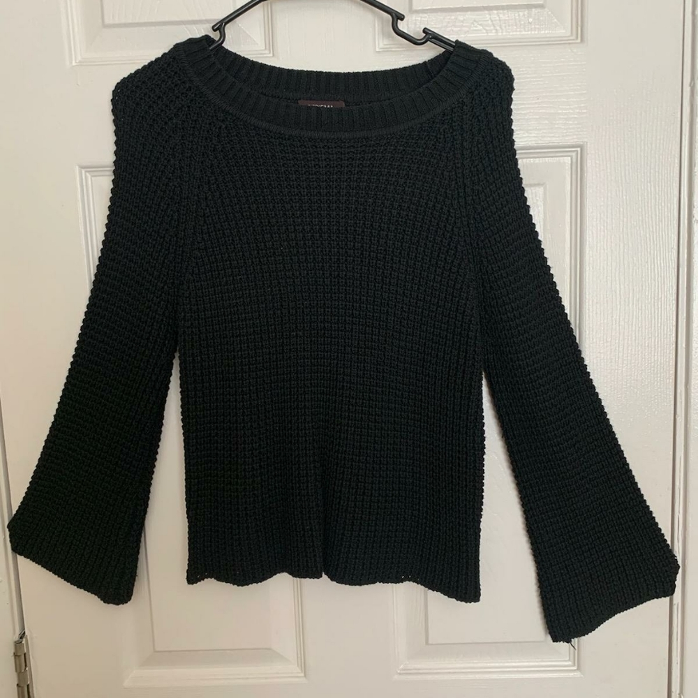 Knit black crop top